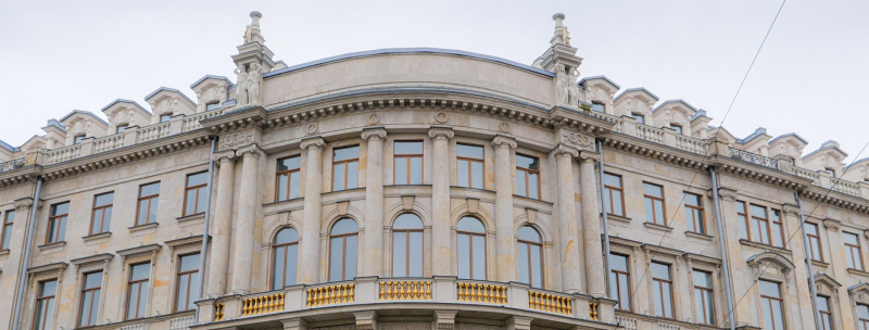 Первые на Невском: БЦ с видом на Дворцовую будут сдавать вместо продажи